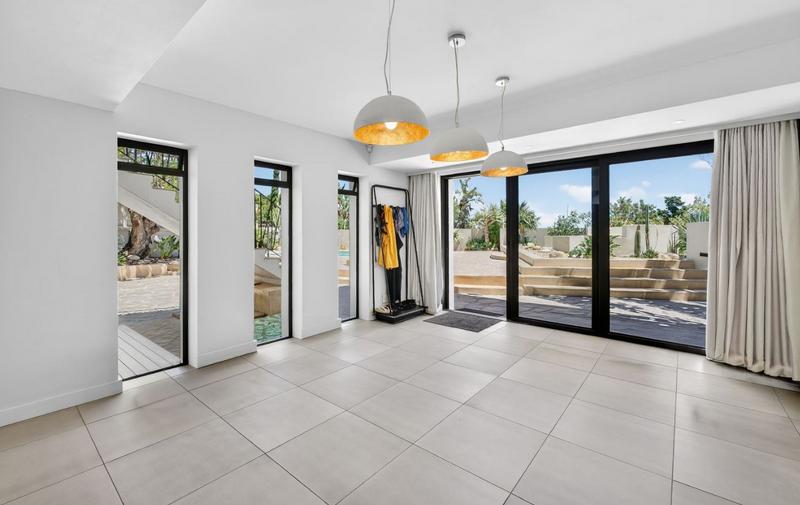 5 Bedroom Property for Sale in Camps Bay Western Cape